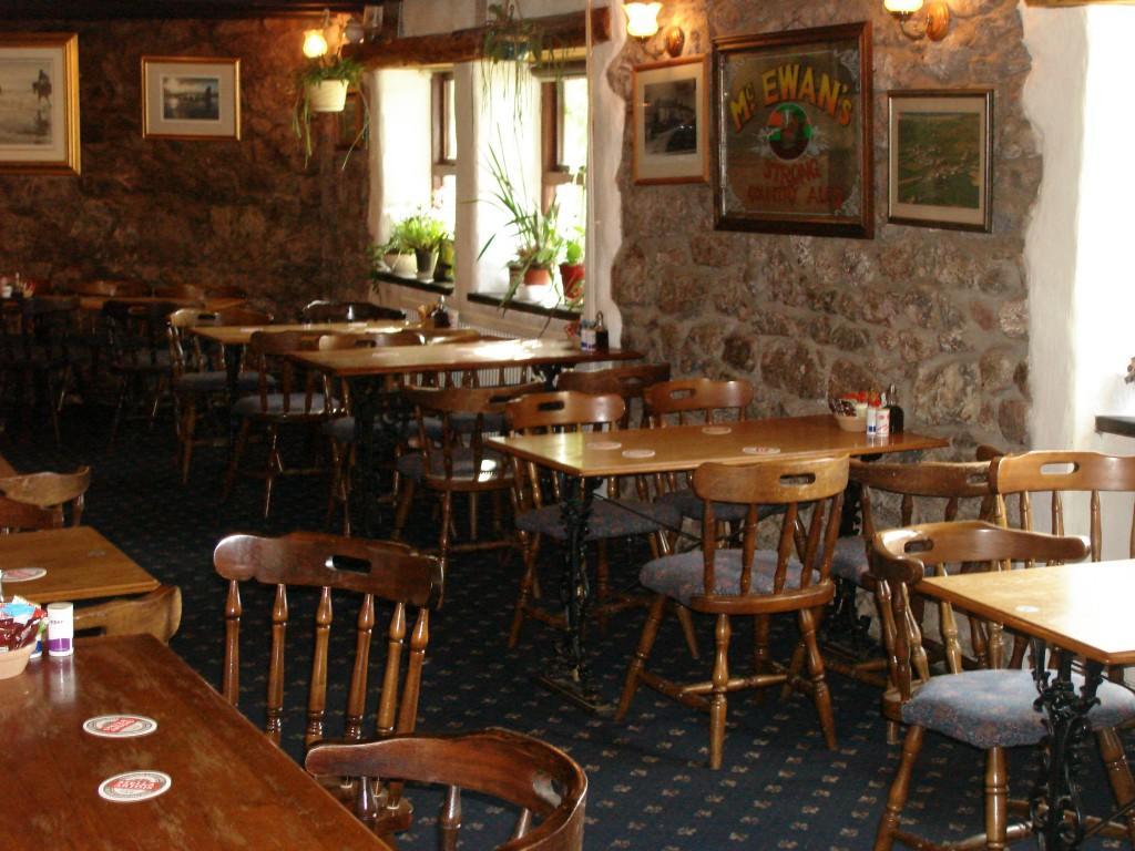 King'S Head Inn Llangennith Buitenkant foto